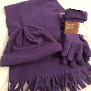 ~NWT~ Purple Fleece Set..💜